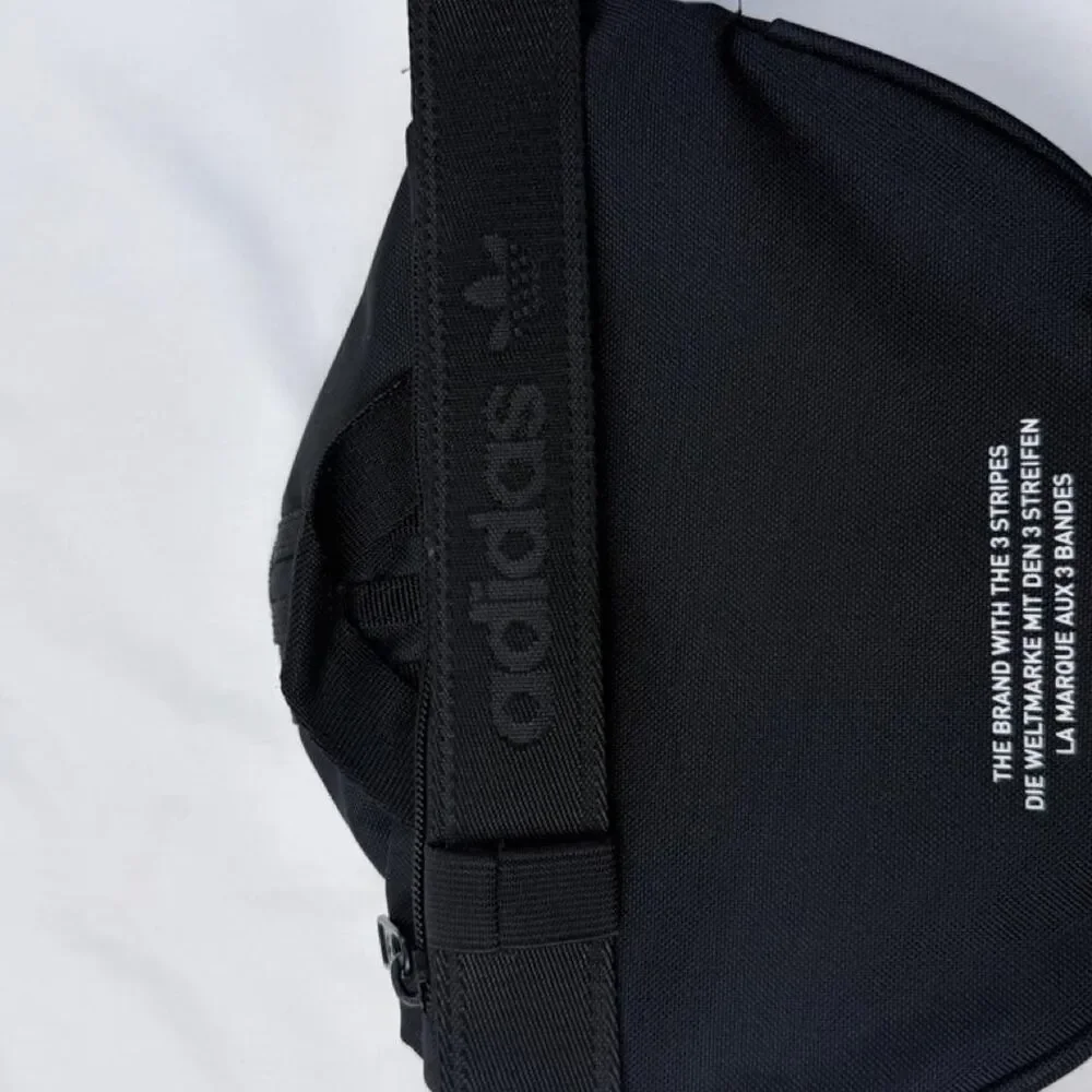 Adidas originals Sports Black Fanny Pack Like New